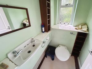 Cloak room- click for photo gallery
